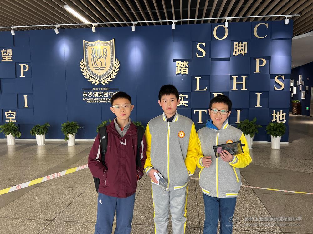 0440eeedfabd4682b9d483d1b179ed86.jpg 0440eeedfabd4682b9d483d1b179ed86.jpg