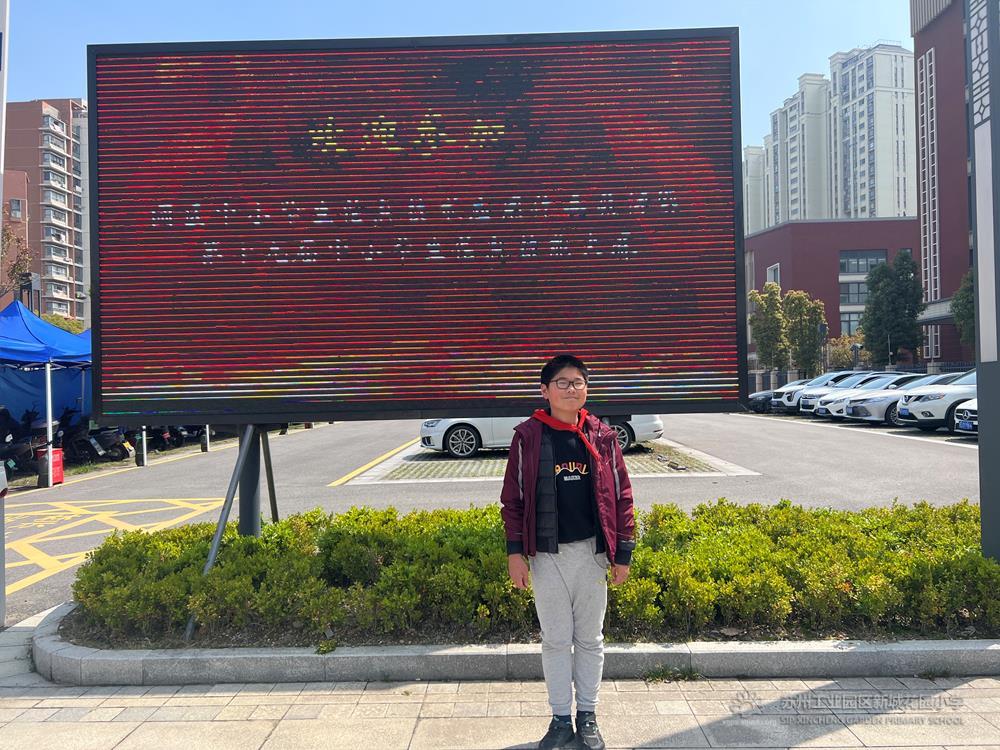 76ed404bcd71454a8ff5e9ff2c1b98b6.jpg 76ed404bcd71454a8ff5e9ff2c1b98b6.jpg