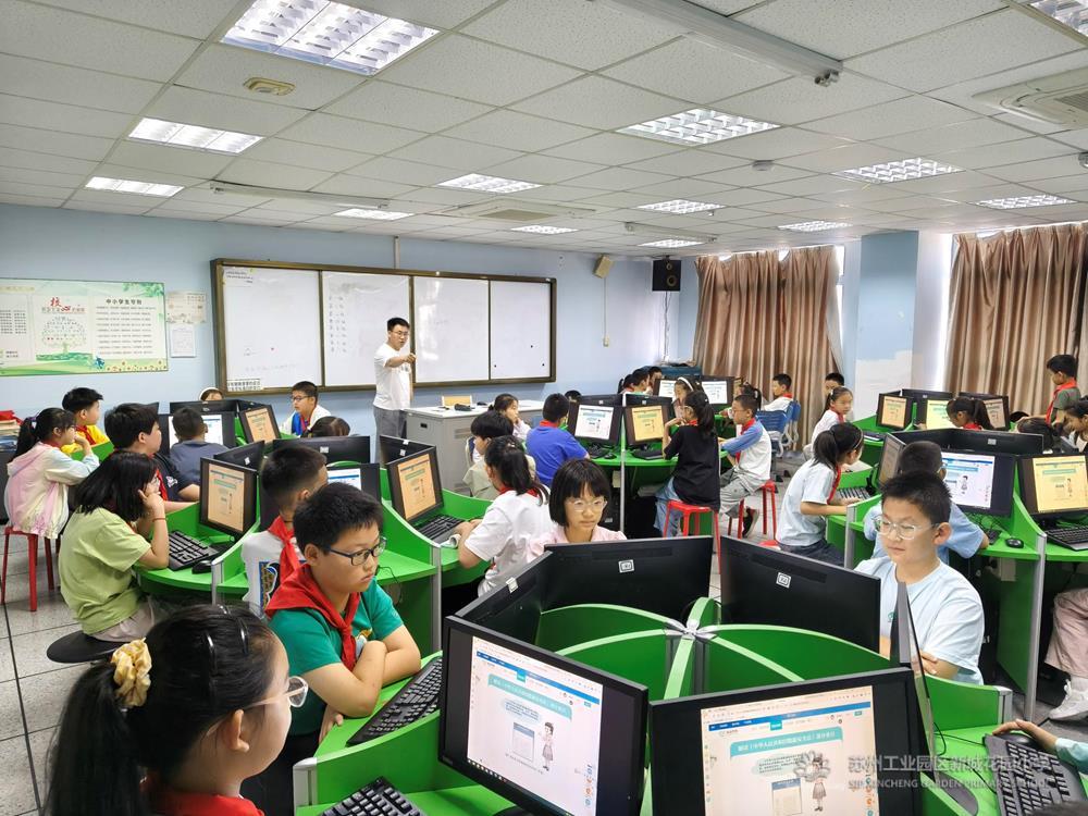 4596714fca054180b5082fd3614538d9.jpg 4596714fca054180b5082fd3614538d9.jpg