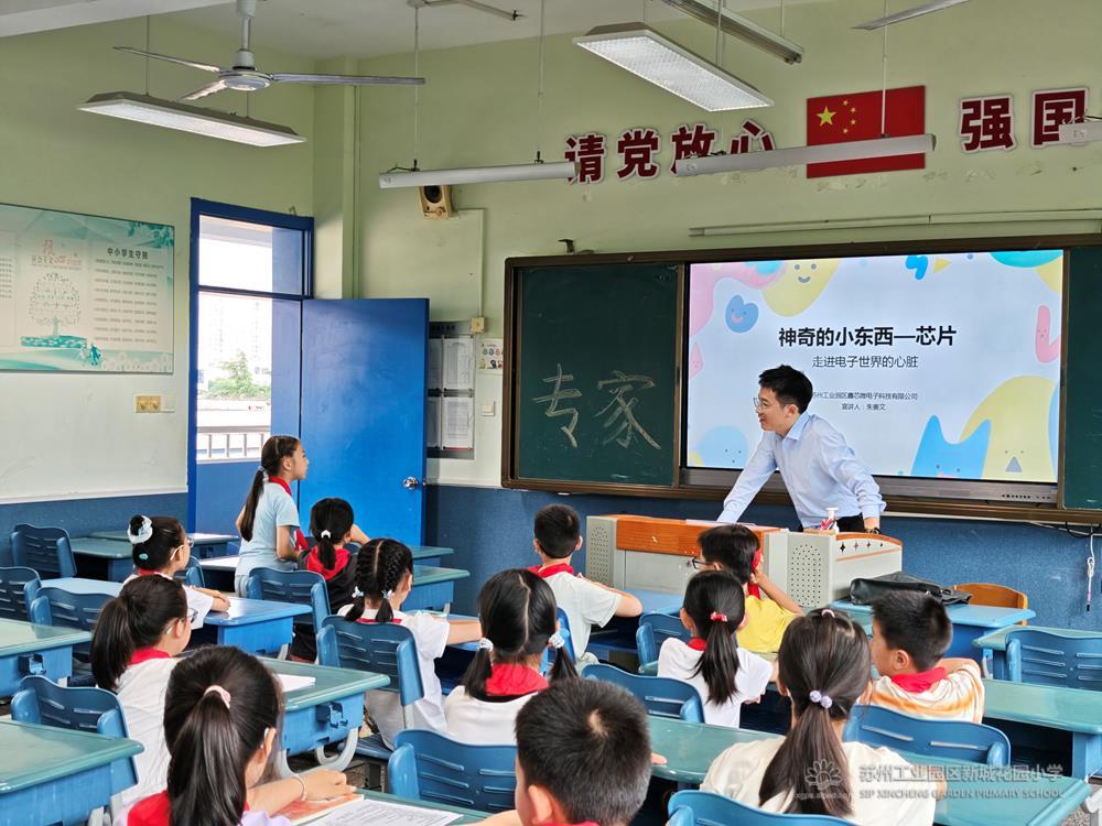 fb41602328d1483098bf9e5f7af3f4ca.jpg fb41602328d1483098bf9e5f7af3f4ca.jpg