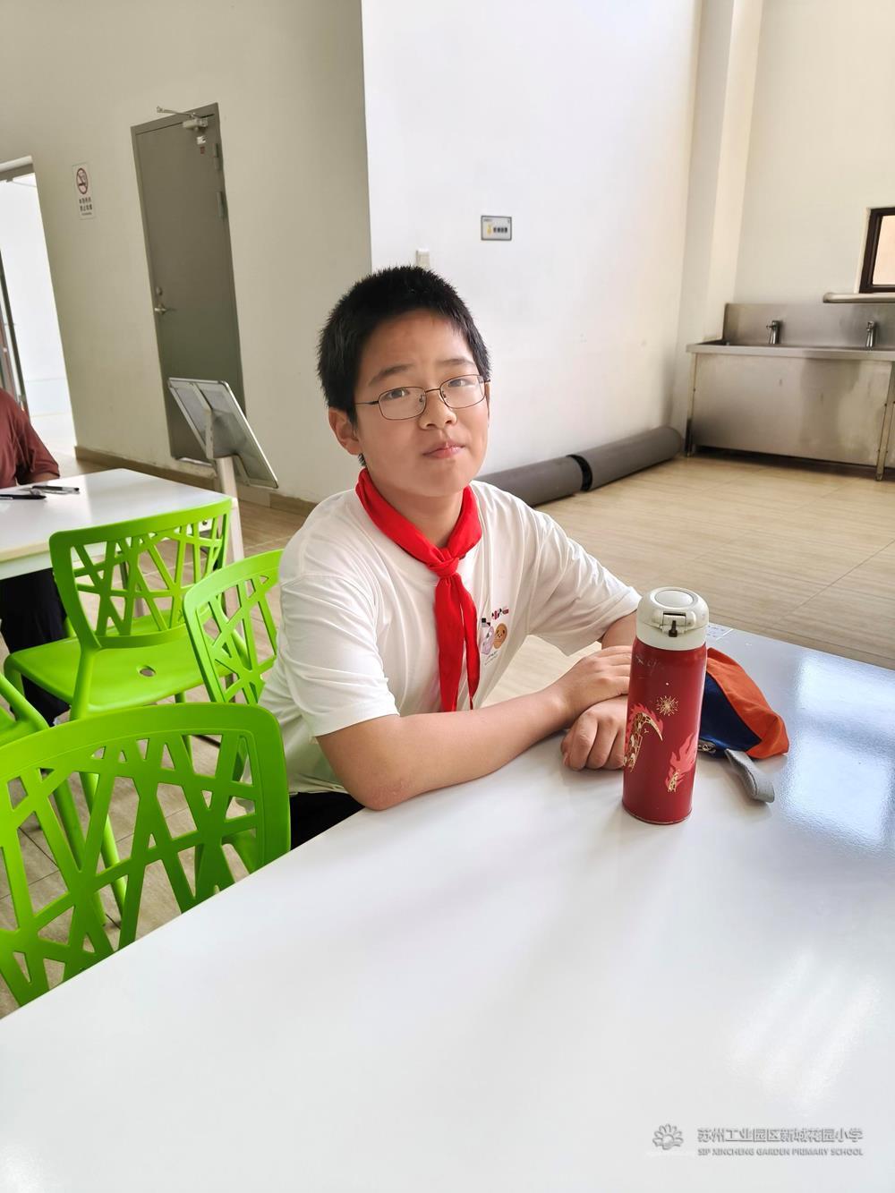 4248da657e8147e78f86dda961754842.jpg 4248da657e8147e78f86dda961754842.jpg