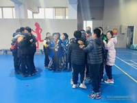 团结协作 携手并进——记新城花园小学六年级团体心理辅导活动