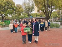 新城花园小学“太阳花”亲子农场启动啦!