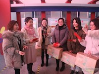 留苏过大年　新城是我家——苏州工业园区新城花园小学工会送温暖春节慰问活动