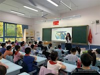 生命高于一切,安全重于泰山——记学校防震宣传活动